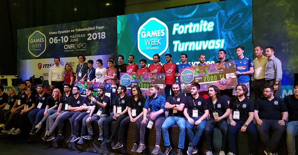 Fortnite turnuvasını Galakticos kazandı! Ben alırdım bu turnuvayı da neyse! Bükemediğin eli öpeceksin Tebrikler!..